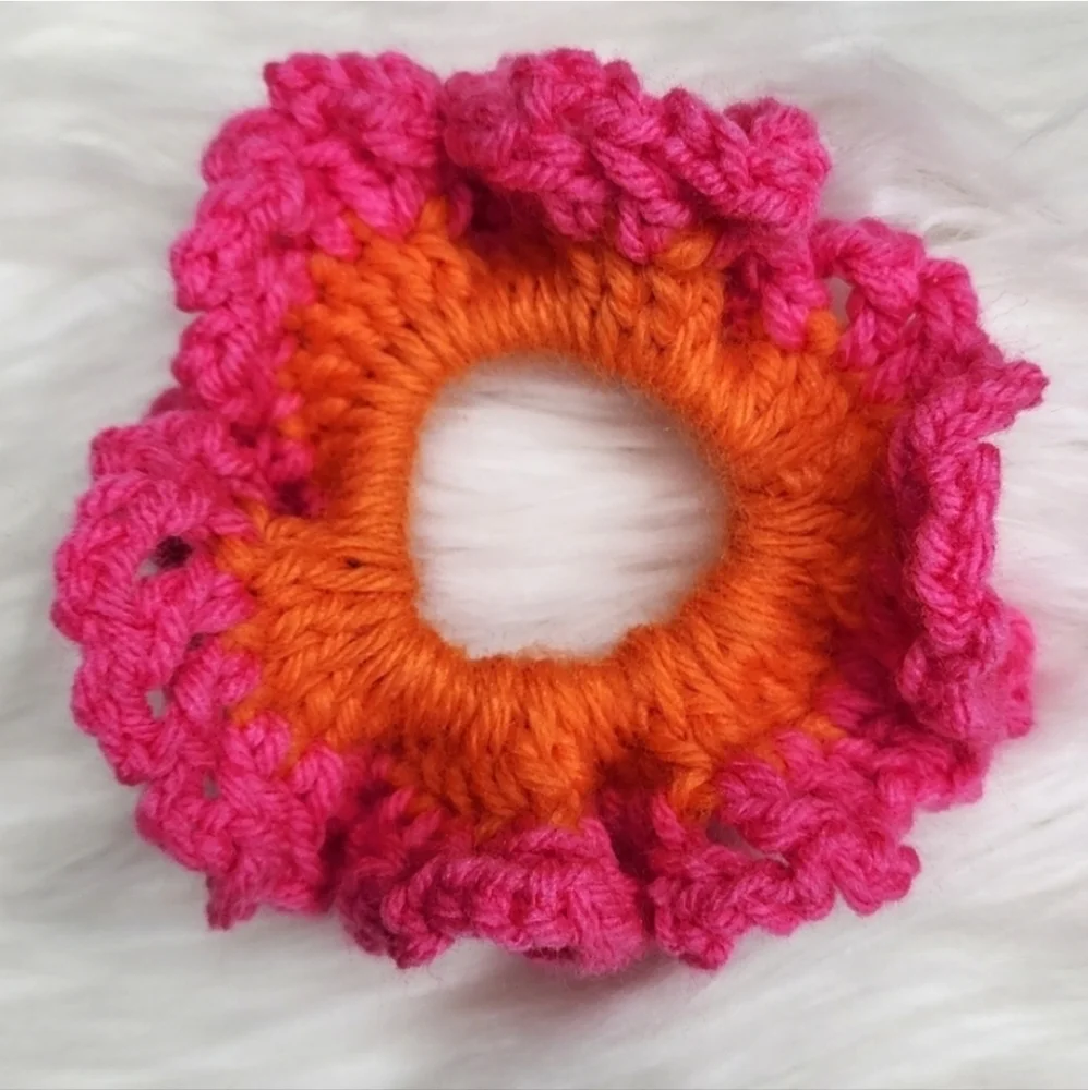 Handmade Textured Crocheted Scrunchies Ponytail Holder Hair Tie Set Of 4 - New